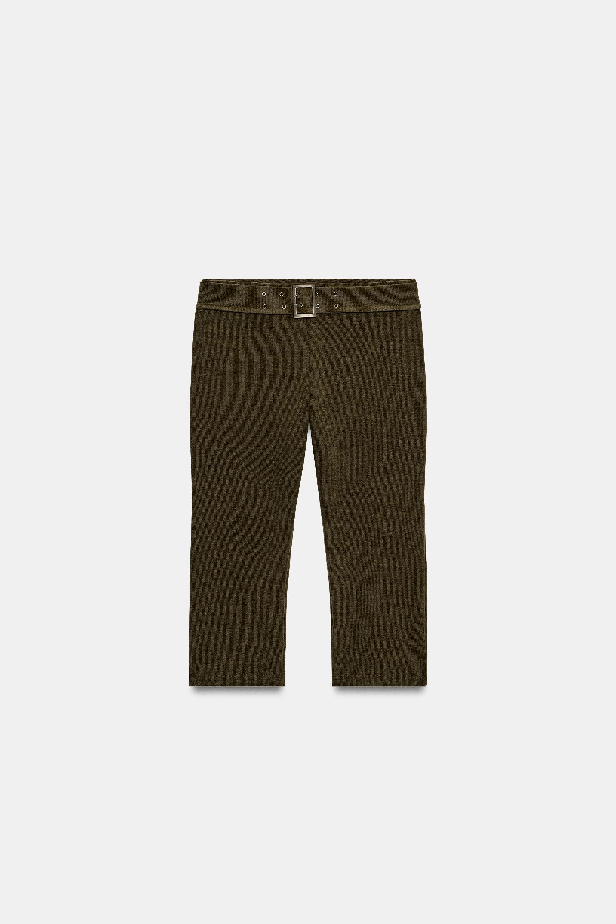 PANTALON CAPRI EN VELOURS CÔTELÉ AVEC CEINTURE